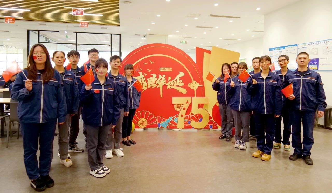 8e4cc971a8fdff926185a91a0fce8fe6.jpg 8e4cc971a8fdff926185a91a0fce8fe6.jpg