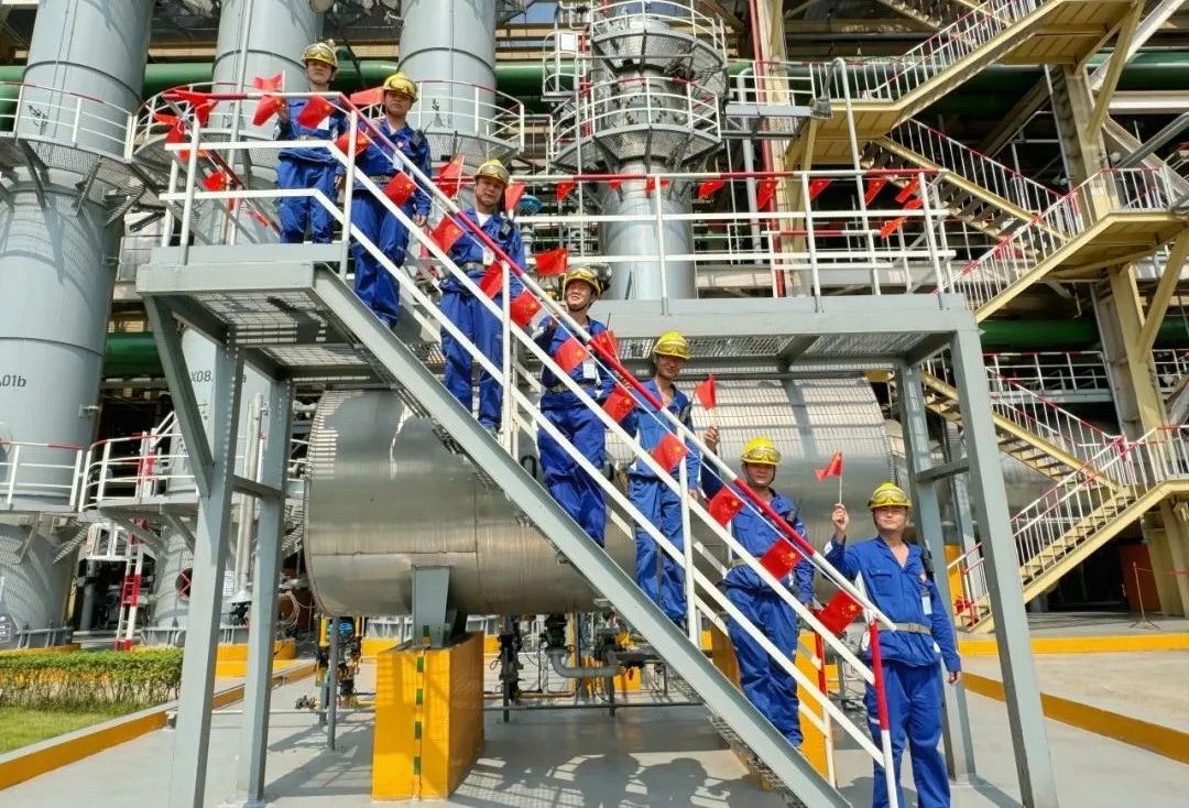 b31cdae2ff3774b9b26ad82261f114cb.jpg b31cdae2ff3774b9b26ad82261f114cb.jpg