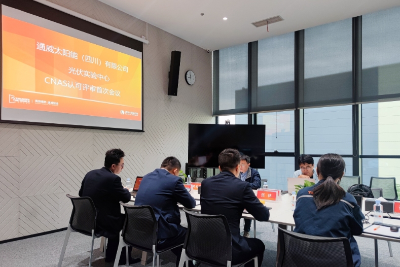 5f54672a1328de27eed8246780547a5c.jpg 5f54672a1328de27eed8246780547a5c.jpg