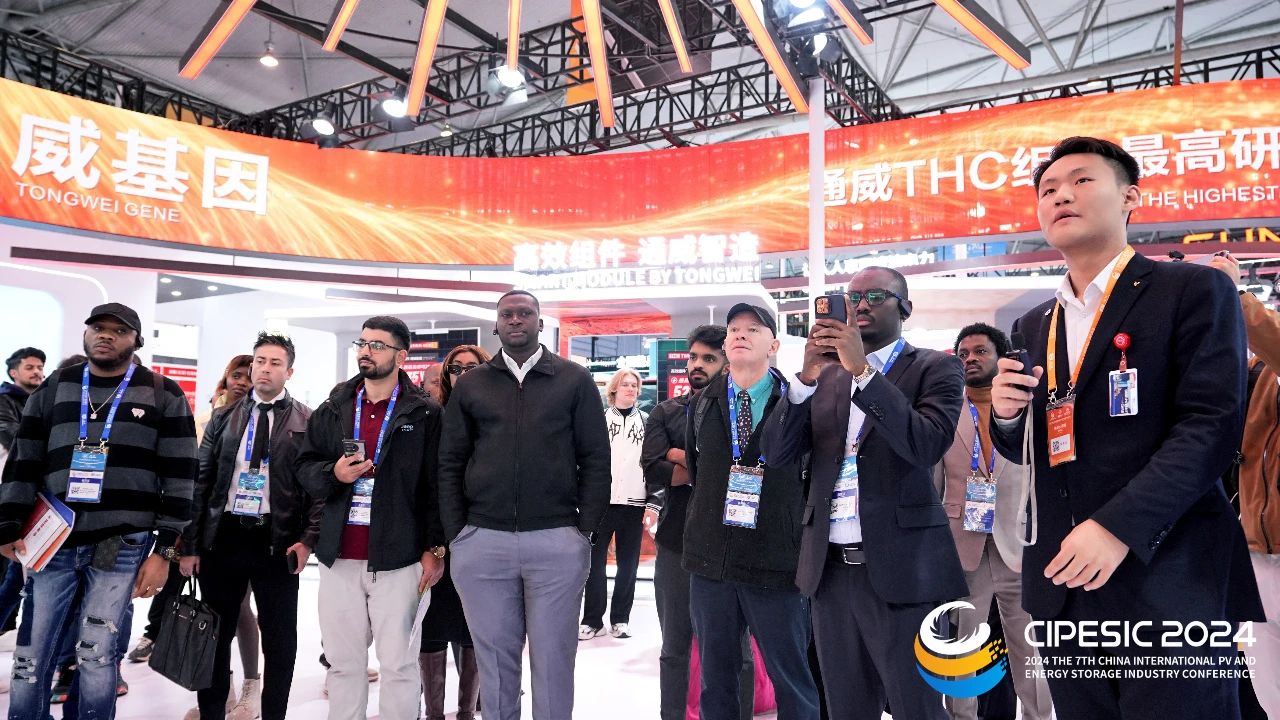 c4c420bef83cda00f8788485588d90e6.jpg c4c420bef83cda00f8788485588d90e6.jpg