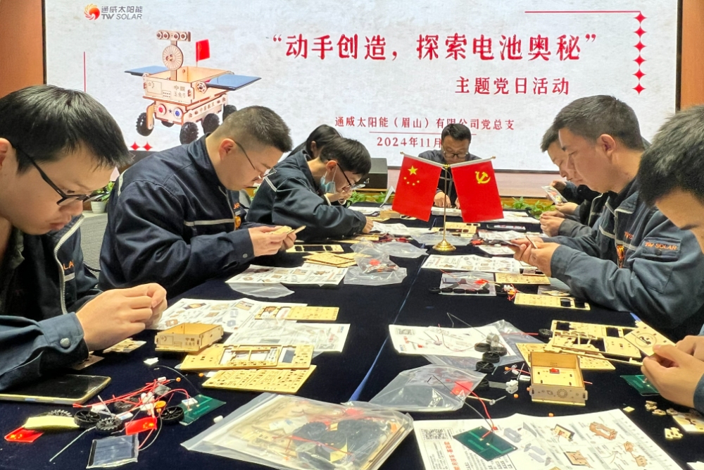 6b523f5bc37a9f9da26c0d38b8cfda42.jpg 6b523f5bc37a9f9da26c0d38b8cfda42.jpg