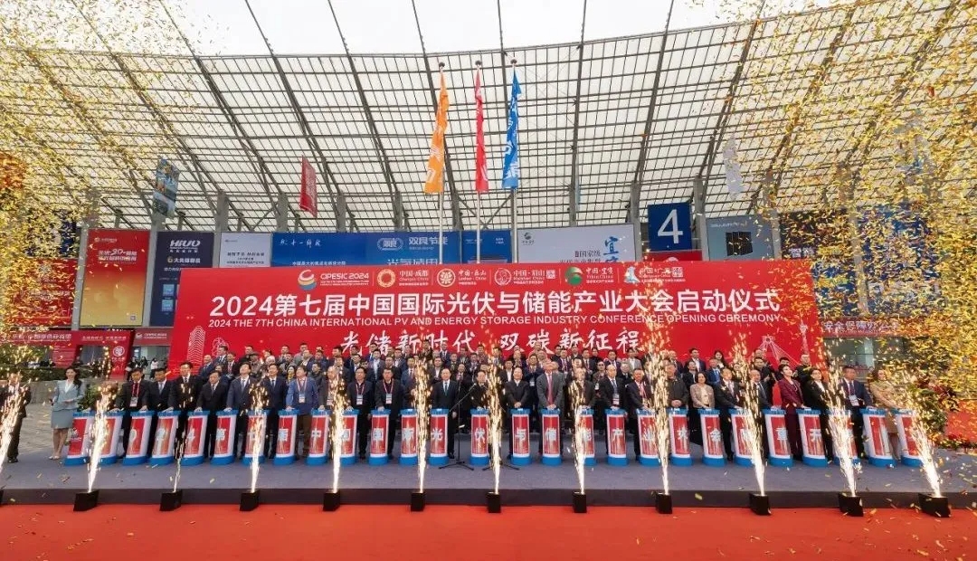 ac2599ad0a72435882429c3c83b81725.jpg ac2599ad0a72435882429c3c83b81725.jpg