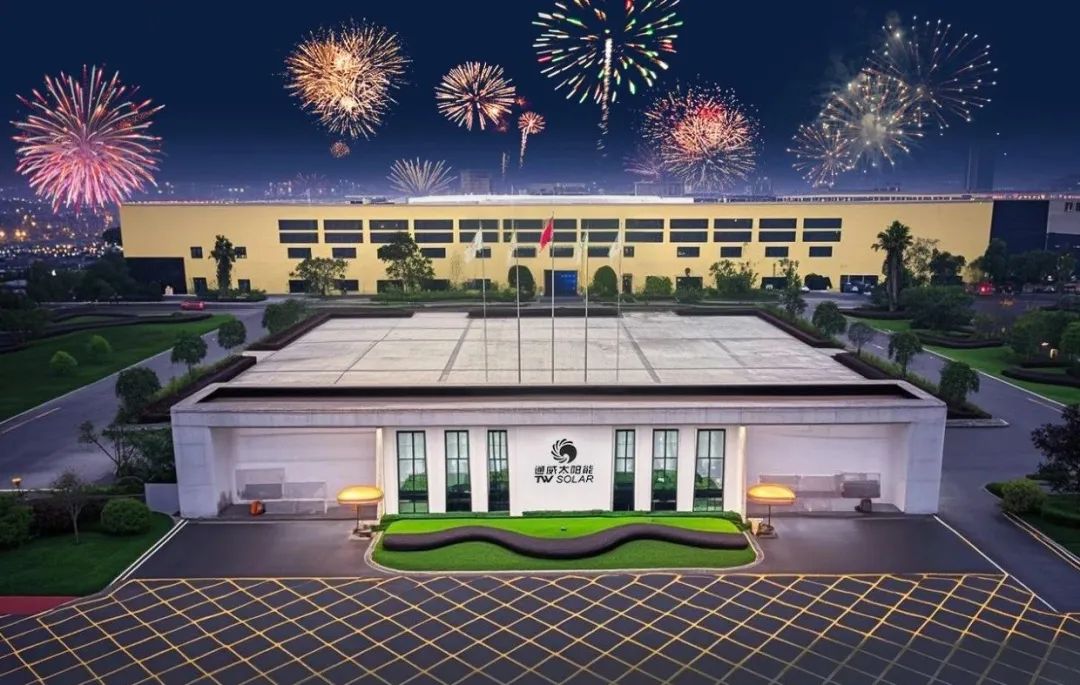 6b12f94d3dc9aab72b5b057af0310101.jpg 6b12f94d3dc9aab72b5b057af0310101.jpg