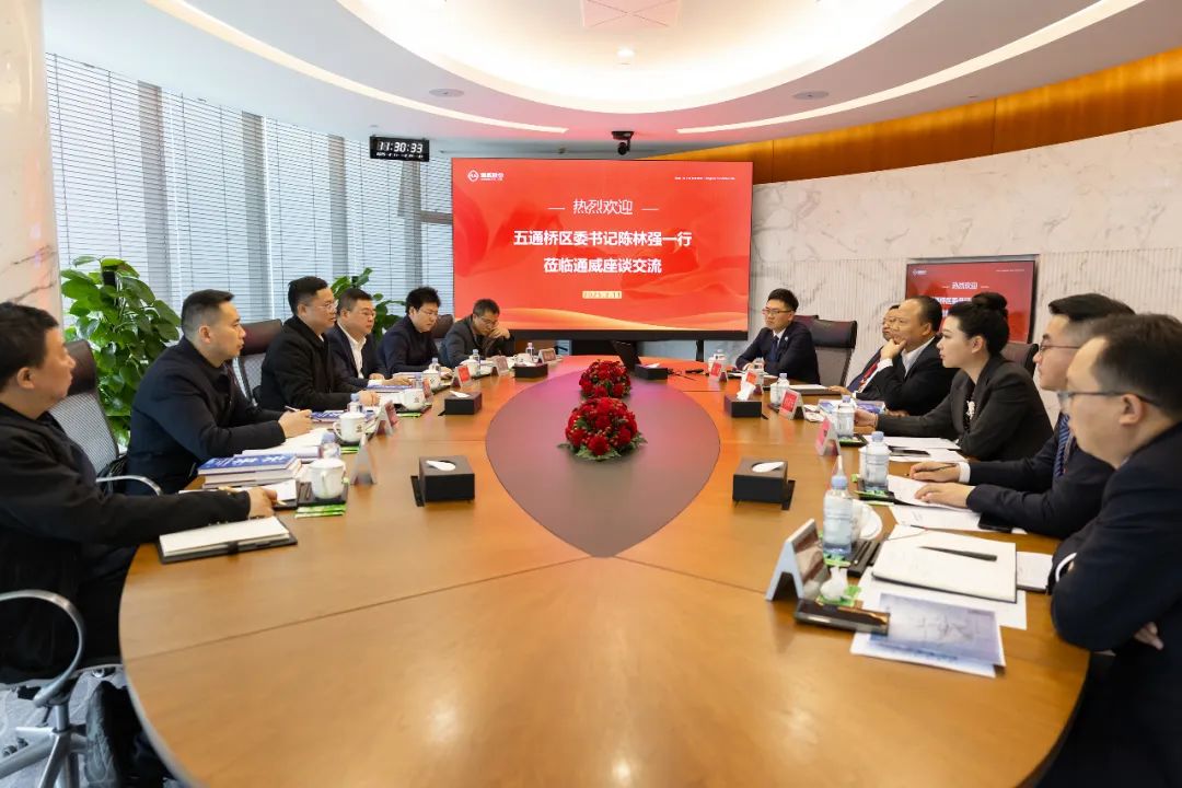 c96ce8ffb3254d72a332da6fc137f5e4.jpg c96ce8ffb3254d72a332da6fc137f5e4.jpg