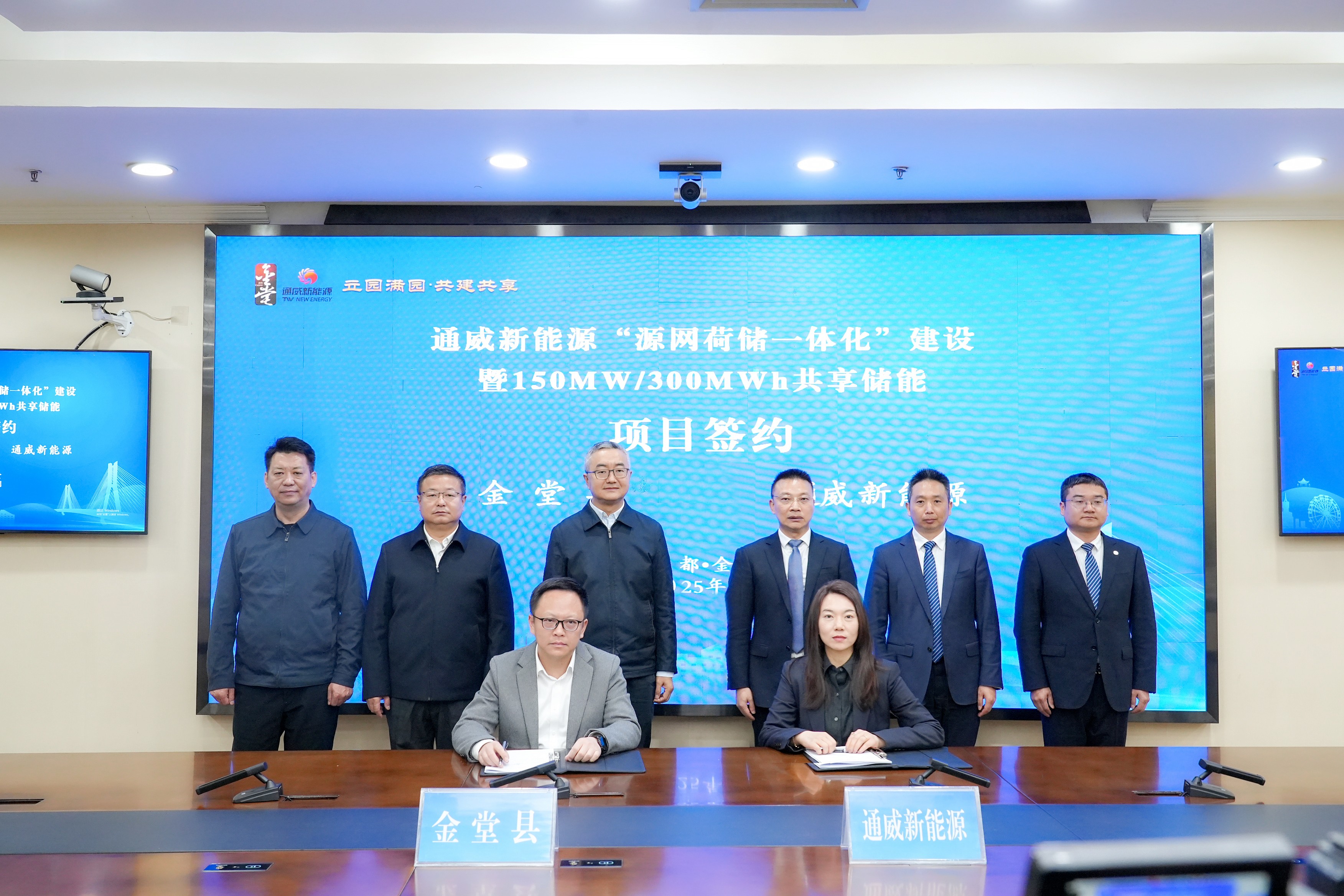 ee0beaefb87ed317516419e0a2a0f8a0.jpg ee0beaefb87ed317516419e0a2a0f8a0.jpg