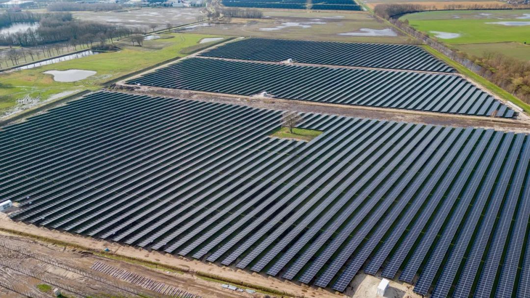 8f772cb41b646e87e5cc6cc61c281094.jpg 8f772cb41b646e87e5cc6cc61c281094.jpg