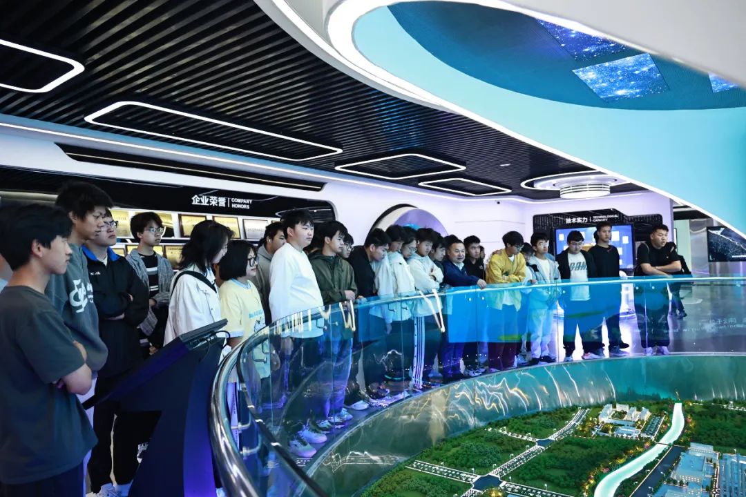 346062c23f1764f21b12b8d80f332436.jpg 346062c23f1764f21b12b8d80f332436.jpg