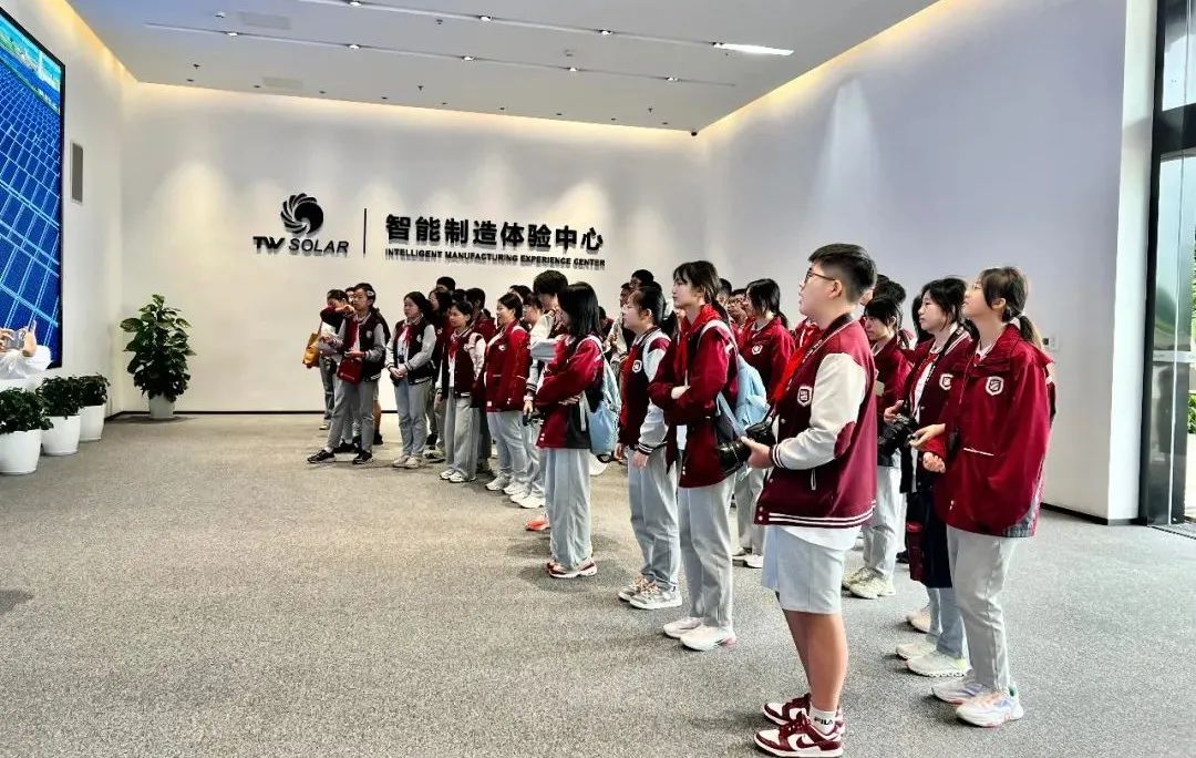 de556df928faa046a3c59cb13ec71793.jpg de556df928faa046a3c59cb13ec71793.jpg