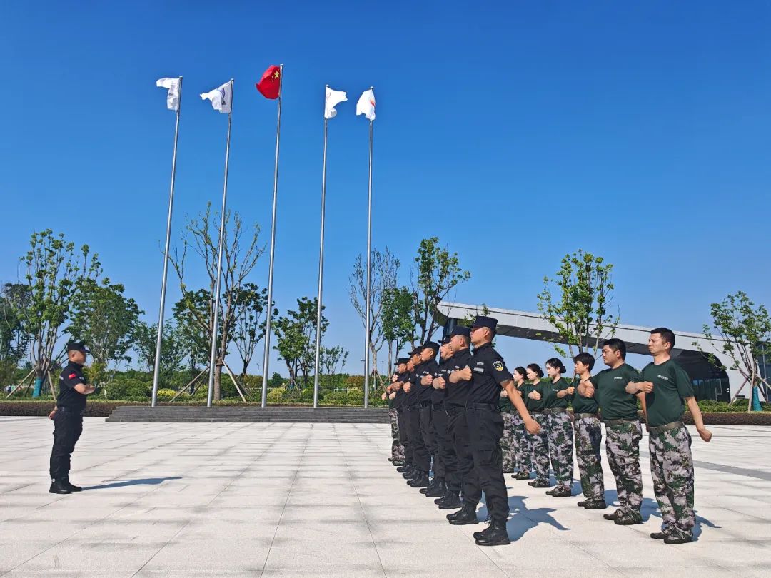 f65e4ff44f40fc6a99d323c74986caab.jpg f65e4ff44f40fc6a99d323c74986caab.jpg