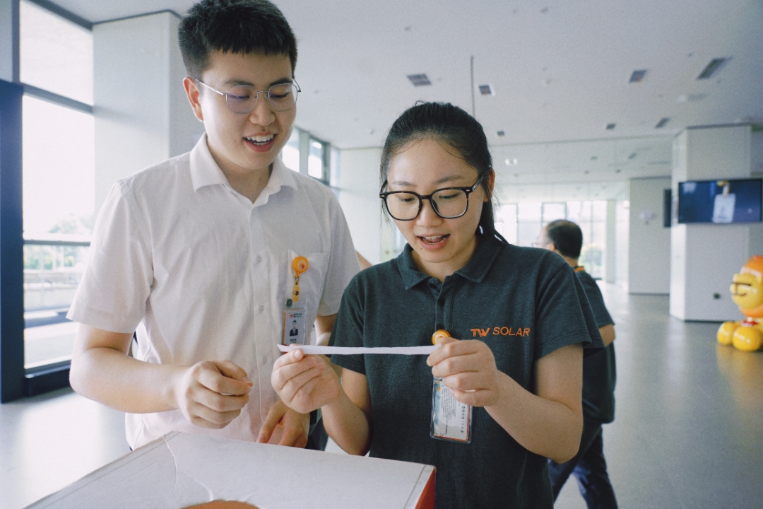 376c65f0ca6ca6a4f9937b4d72014887.jpg 376c65f0ca6ca6a4f9937b4d72014887.jpg