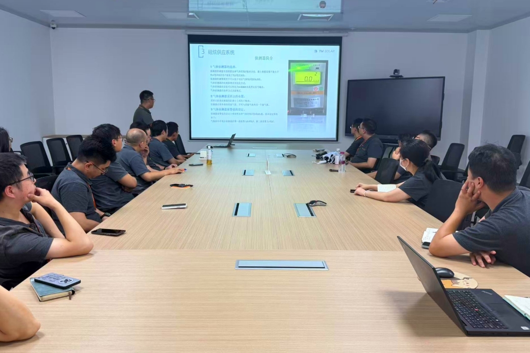 b253c87c7f303dc66fed96bc001f6731.jpg b253c87c7f303dc66fed96bc001f6731.jpg