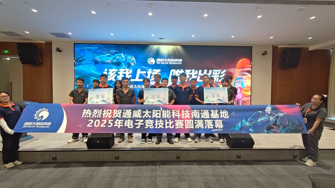 3eb4849b667c6f08634010279a670184.jpg 3eb4849b667c6f08634010279a670184.jpg