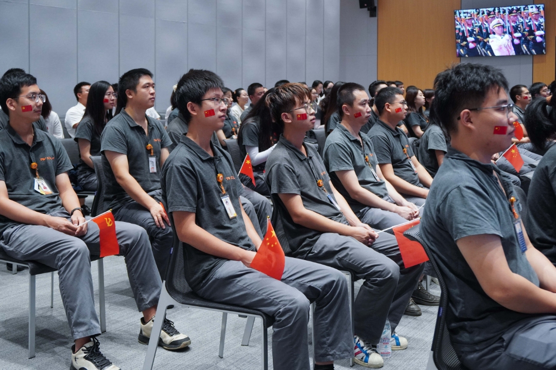 00c342f7fdfbd565df9efa98ca446037.jpg 00c342f7fdfbd565df9efa98ca446037.jpg