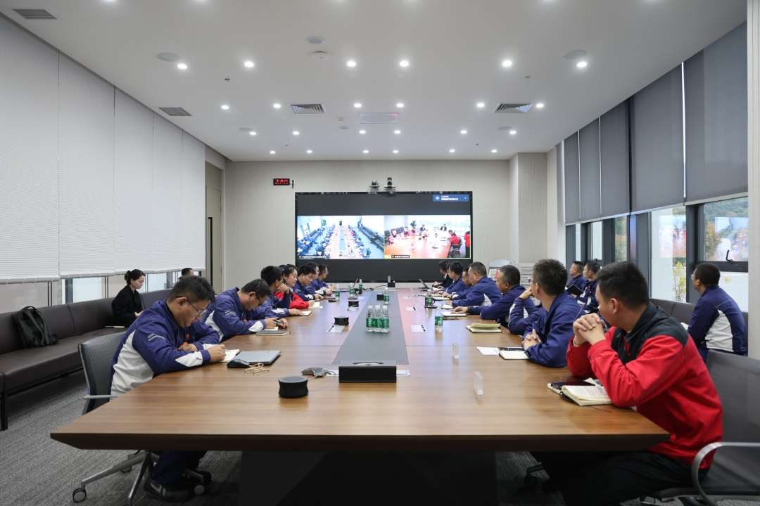 246c1334ebad48fae8890ef4b399fc59.jpg 246c1334ebad48fae8890ef4b399fc59.jpg