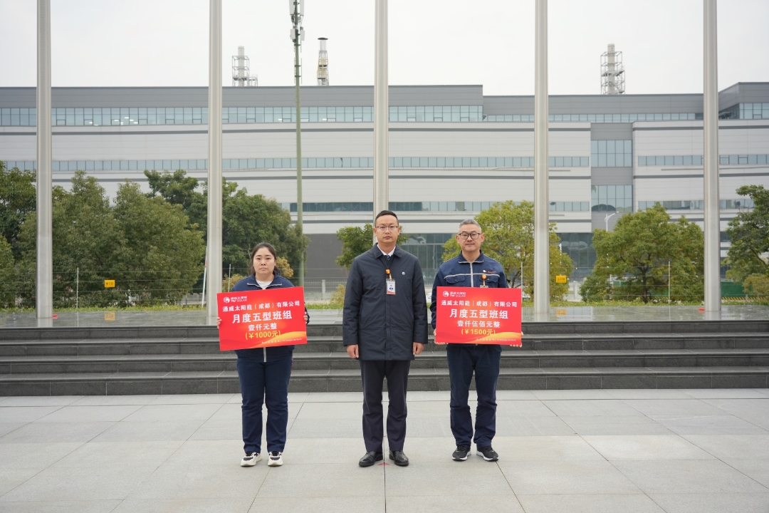 c9a785340c1babdf3edcd8c6afd6bec2.jpg c9a785340c1babdf3edcd8c6afd6bec2.jpg