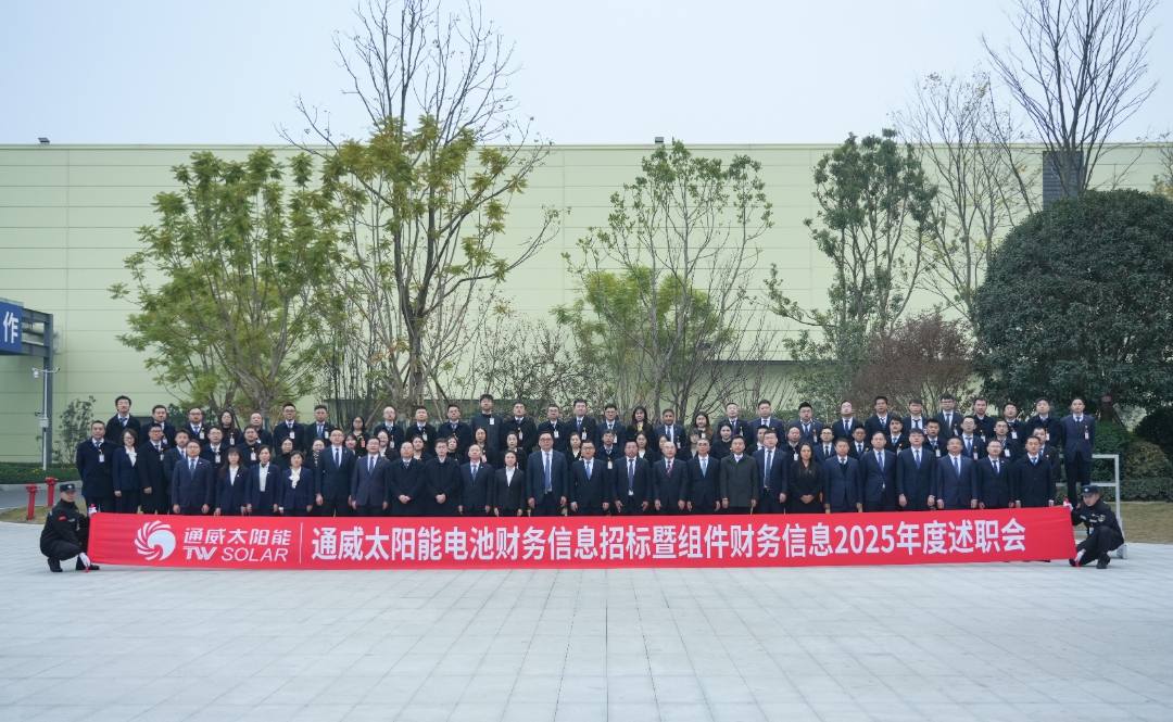 b05c7285908101fb5909df8d072f35aa.jpg b05c7285908101fb5909df8d072f35aa.jpg