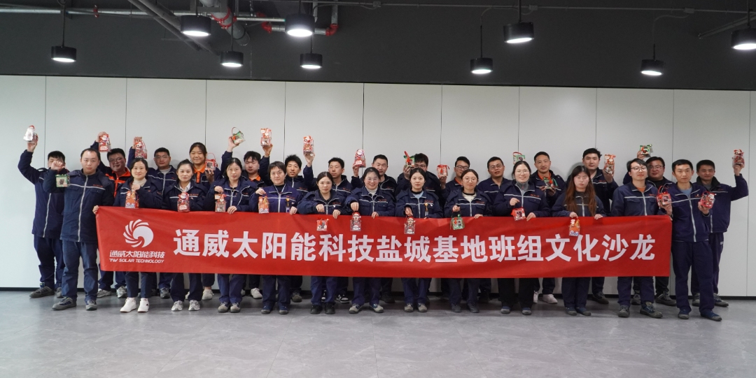 044860cc0b46488b7116373980fe9fcf.jpg 044860cc0b46488b7116373980fe9fcf.jpg