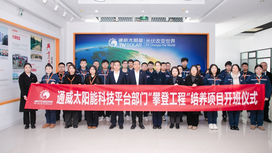 606e4b30b14e3ddff2ba4bdd98e7c924.jpg 606e4b30b14e3ddff2ba4bdd98e7c924.jpg